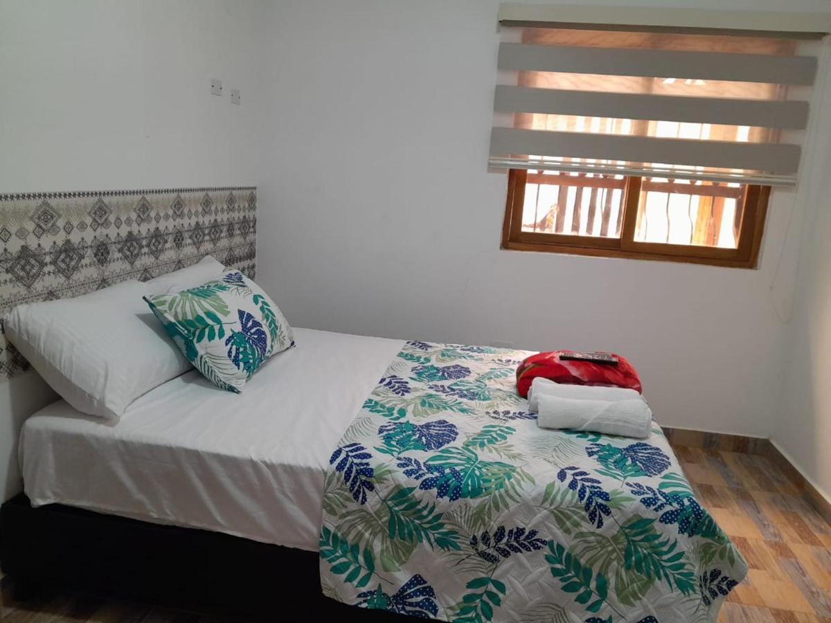 Hotel Santa Fe Del Parque Santa Fe de Antioquia Exteriör bild