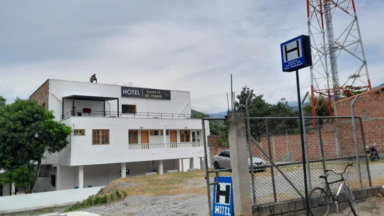 Hotel Santa Fe Del Parque Santa Fe de Antioquia Exteriör bild